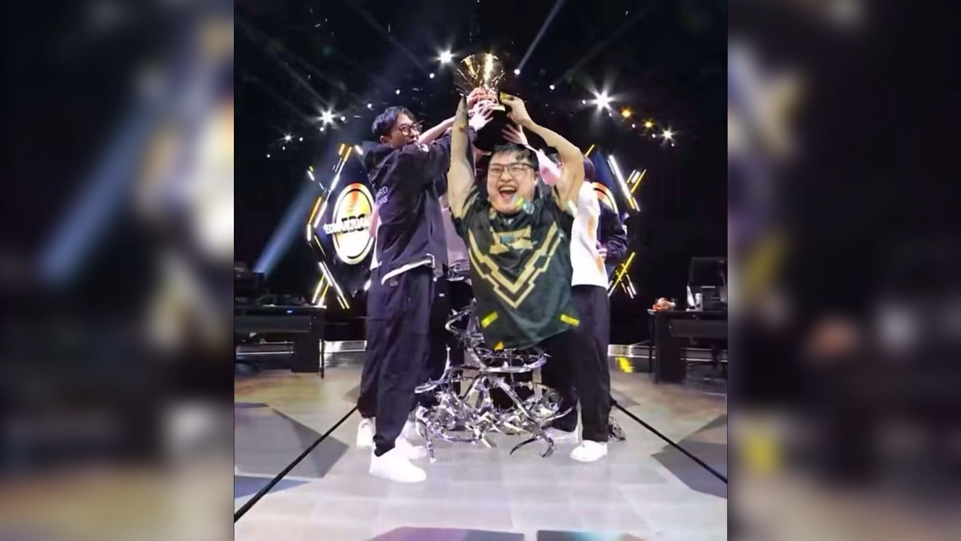 ayxUzi在瑞士队比赛中突破纪录，逆转引发热议！的简单介绍