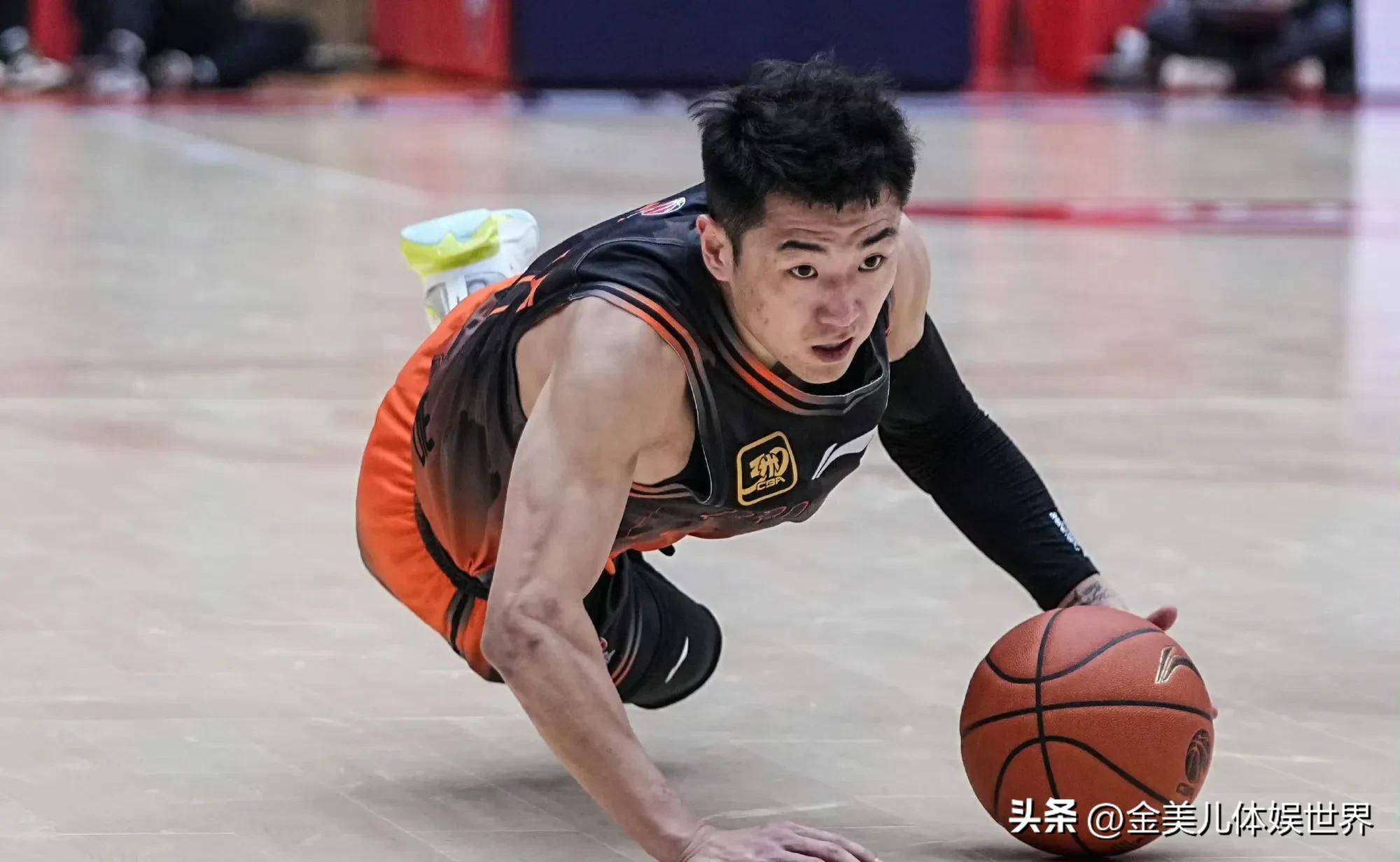 爱游戏风云突变！法兰克福加时末段完成体检；CBA常规赛版图或变；底气十足；更衣室氛围转暖的简单介绍