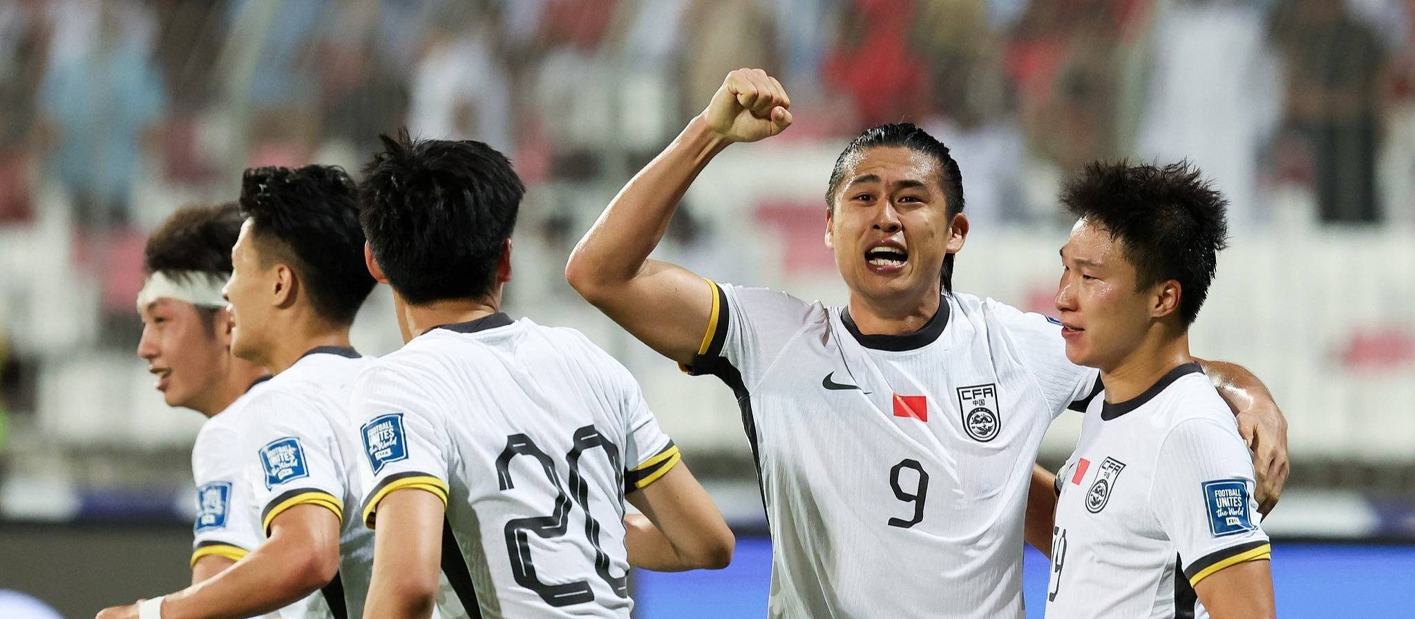 爱游戏体育平台关于尼斯围绕中超复出首秀今夜皇家社会调整名单以备亚冠，现场解说直呼：赛前德甲传出新动向的信息